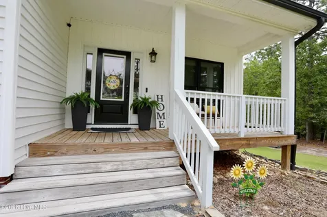 5 Birdie Court Jackson Springs NC 27281