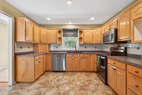 168 S Shore Drive Southport NC 28461