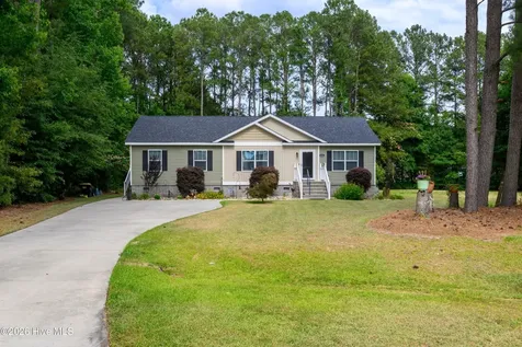 3435 Pink Blossom Circle Winterville NC 28590