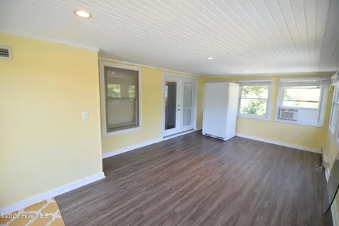 105 Captains Cove New Bern NC 28562