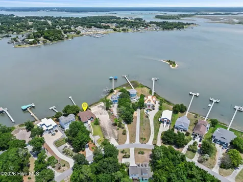 915 Chadwick Shores Drive Sneads Ferry NC 28460