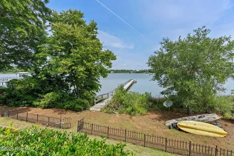 915 Chadwick Shores Drive Sneads Ferry NC 28460