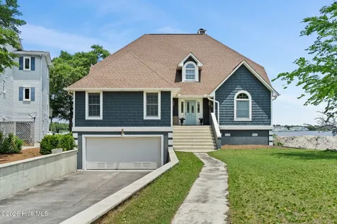 915 Chadwick Shores Drive Sneads Ferry NC 28460