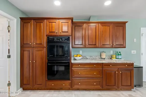 915 Chadwick Shores Drive Sneads Ferry NC 28460