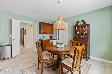 915 Chadwick Shores Drive Sneads Ferry NC 28460