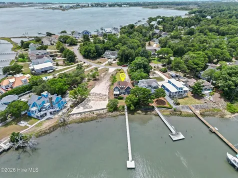 915 Chadwick Shores Drive Sneads Ferry NC 28460