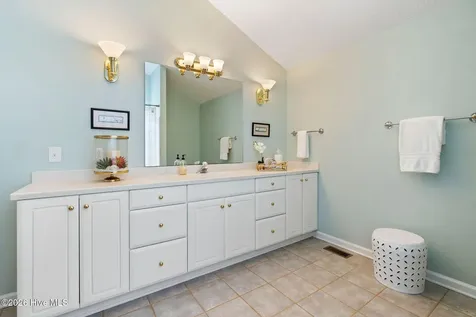 915 Chadwick Shores Drive Sneads Ferry NC 28460