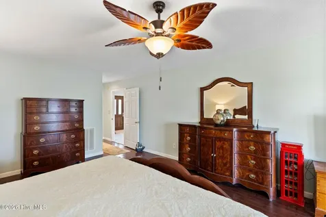 915 Chadwick Shores Drive Sneads Ferry NC 28460