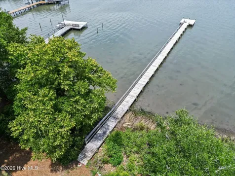 915 Chadwick Shores Drive Sneads Ferry NC 28460