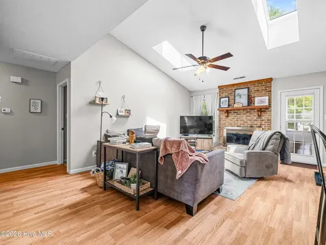 132 Stonemark Court Jacksonville NC 28540