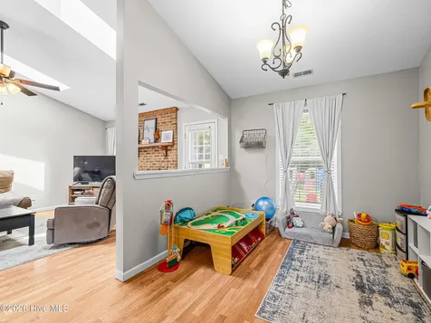 132 Stonemark Court Jacksonville NC 28540