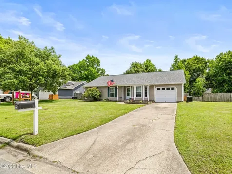 132 Stonemark Court Jacksonville NC 28540