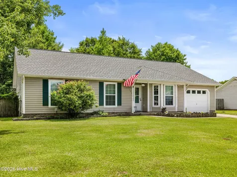 132 Stonemark Court Jacksonville NC 28540