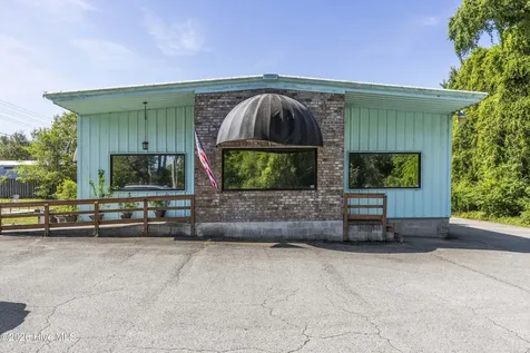 8039 River Road SE Southport NC 28461