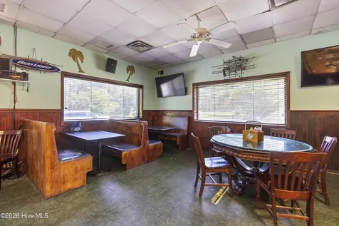 8039 River Road SE Southport NC 28461