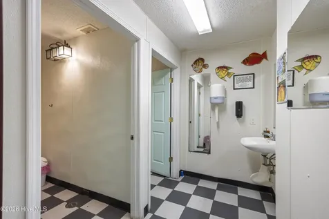 8039 River Road SE Southport NC 28461