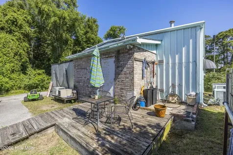 8039 River Road SE Southport NC 28461