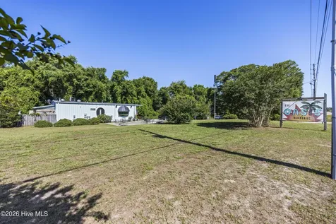 8039 River Road SE Southport NC 28461
