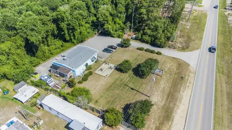 8039 River Road SE Southport NC 28461