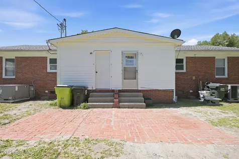 1714 Lucerne Way New Bern NC 28560