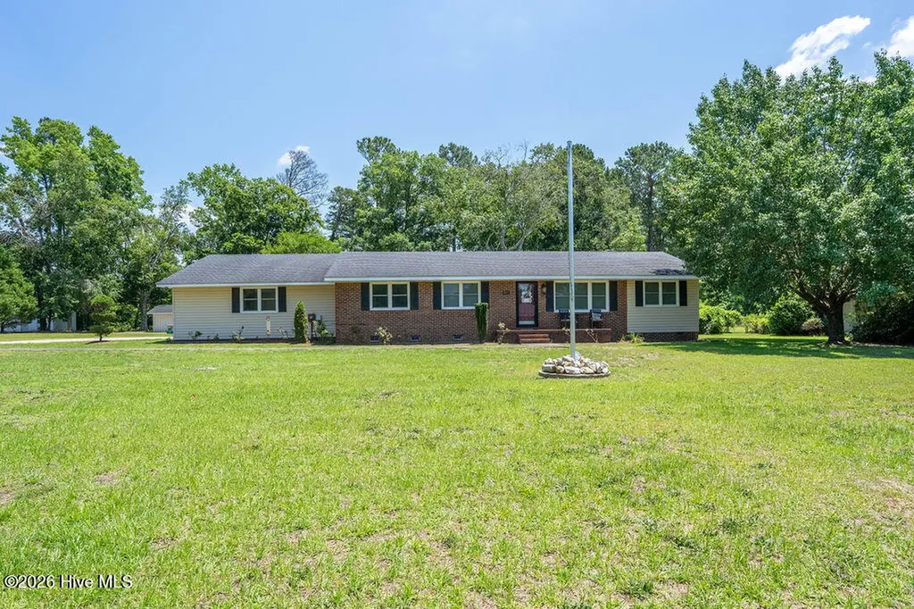 201 Glenwood Drive Elizabethtown NC 28337