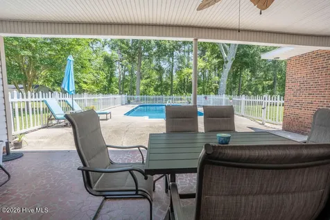 201 Glenwood Drive Elizabethtown NC 28337