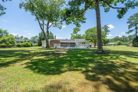 201 Glenwood Drive Elizabethtown NC 28337