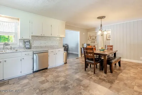 201 Glenwood Drive Elizabethtown NC 28337
