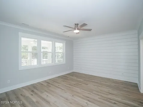 104 SE 6th Street Oak Island NC 28465
