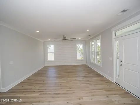 104 SE 6th Street Oak Island NC 28465