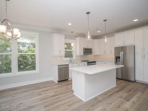 104 SE 6th Street Oak Island NC 28465