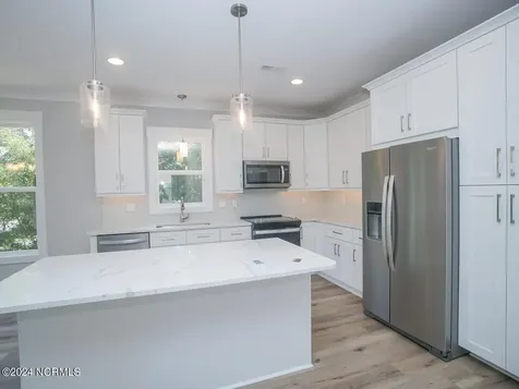 104 SE 6th Street Oak Island NC 28465