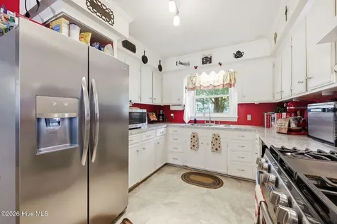 579 N Grimesland Bridge Road Washington NC 27889