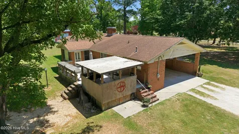 579 N Grimesland Bridge Road Washington NC 27889