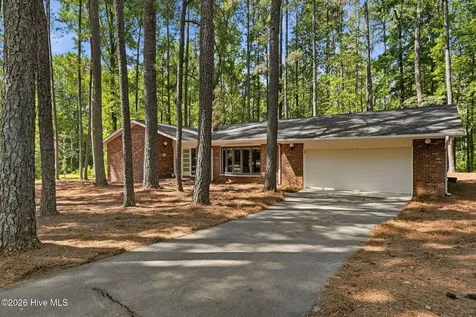 228 Heather Lane Southern Pines NC 28387