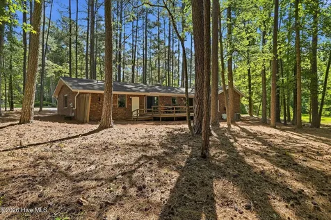 228 Heather Lane Southern Pines NC 28387