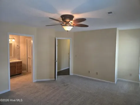 109 W Victoria Court Greenville NC 27834