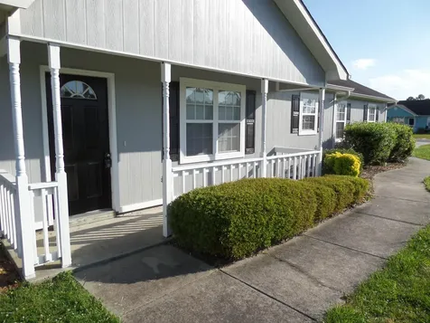 401 Sumrell Way Hubert NC 28539