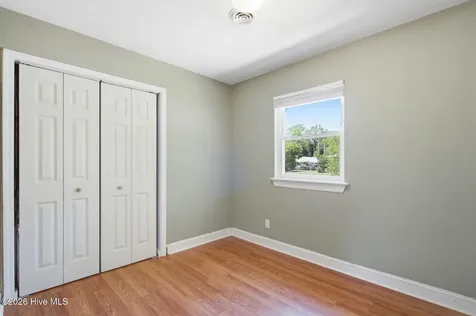 5221 Sardou Road Wilmington NC 28412
