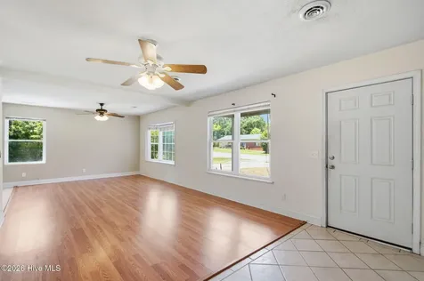 5221 Sardou Road Wilmington NC 28412