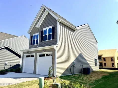 1261 Newbold Drive NE Navassa NC 28451