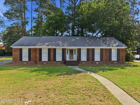 1205 W Highland Avenue Kinston NC 28501