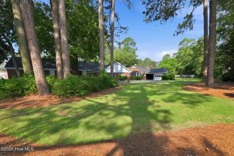 1205 W Highland Avenue Kinston NC 28501