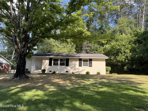 506 Hawthorne Lane W Wilson NC 27893