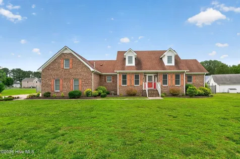 1017 Kris Drive Elizabeth City NC 27909