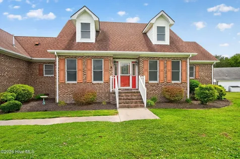 1017 Kris Drive Elizabeth City NC 27909