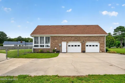 1017 Kris Drive Elizabeth City NC 27909
