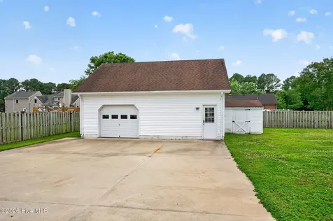 1017 Kris Drive Elizabeth City NC 27909