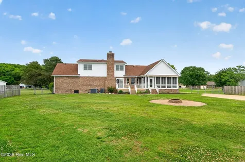 1017 Kris Drive Elizabeth City NC 27909