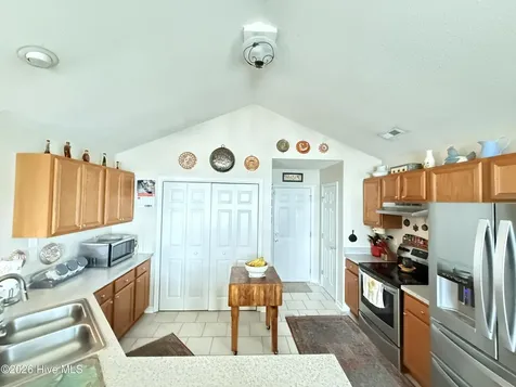 576 Ludford Road Elizabeth City NC 27909